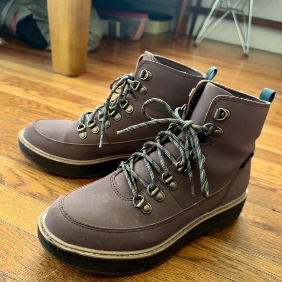 Teva Women's Midform Boot in Plum / Purple - Size 9 - Picture 8 of 14